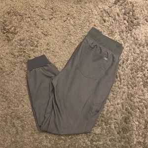 Grey Zamora Jogger Scrub Pant. Size medium petite